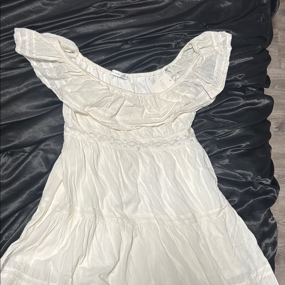 Elegant White Off-Shoulder Dress